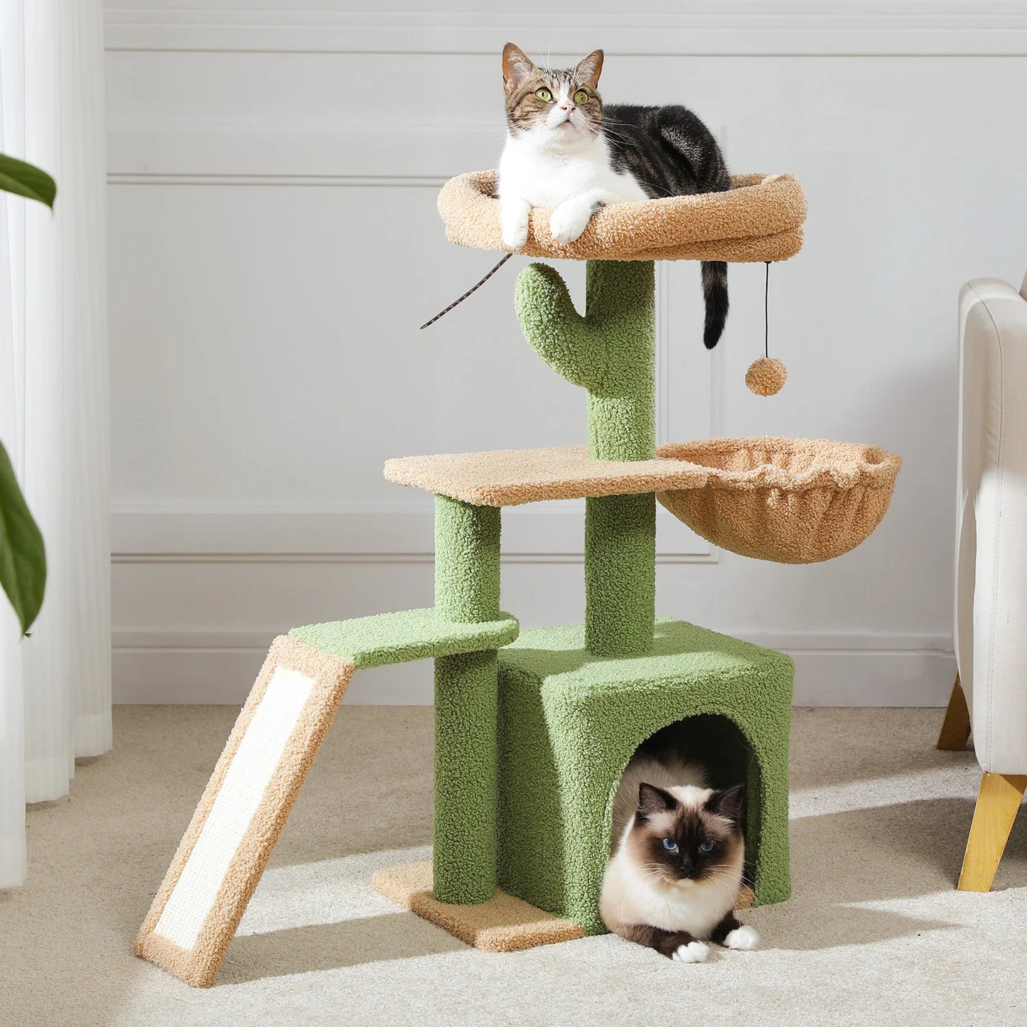 Tour pour chat réglable à 5 niveaux, du sol au plafond, avec poteaux à griffer en sisal, hamac en peluche et jouet suspendu – Design moderne en forme de cactus pour les jeux d'intérieur de plusieurs chats